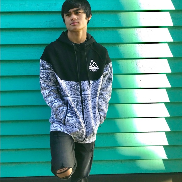 Meet your Posher, Josh - Picture 3 of 8